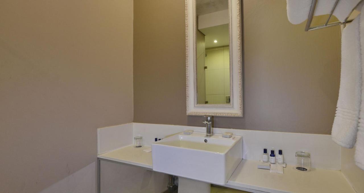 Anew Hotel Hatfield Pretoria-Noord Eksteriør billede