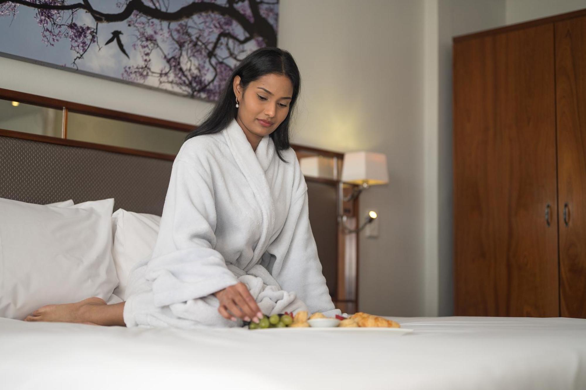 Anew Hotel Hatfield Pretoria-Noord Eksteriør billede