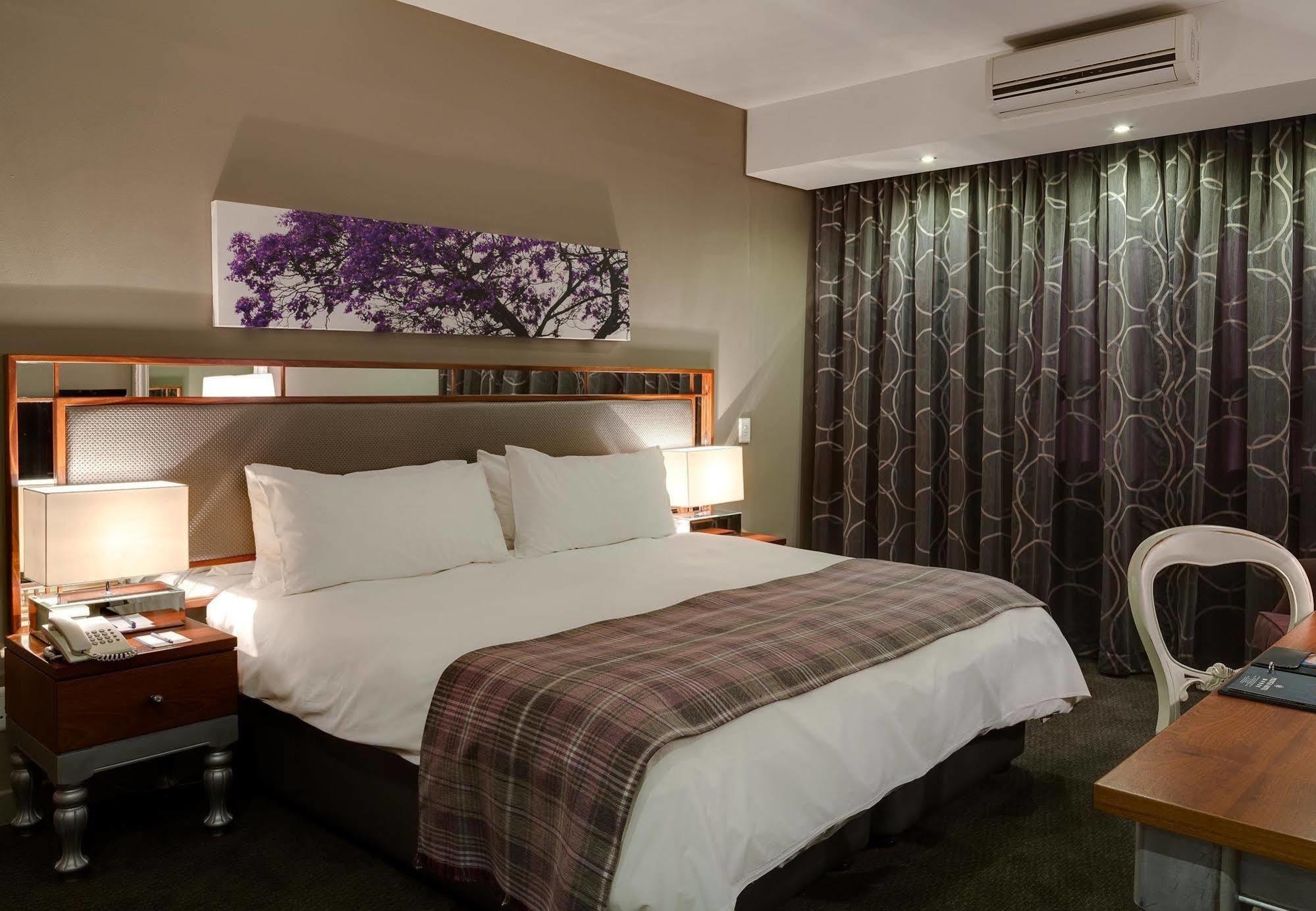 Anew Hotel Hatfield Pretoria-Noord Eksteriør billede