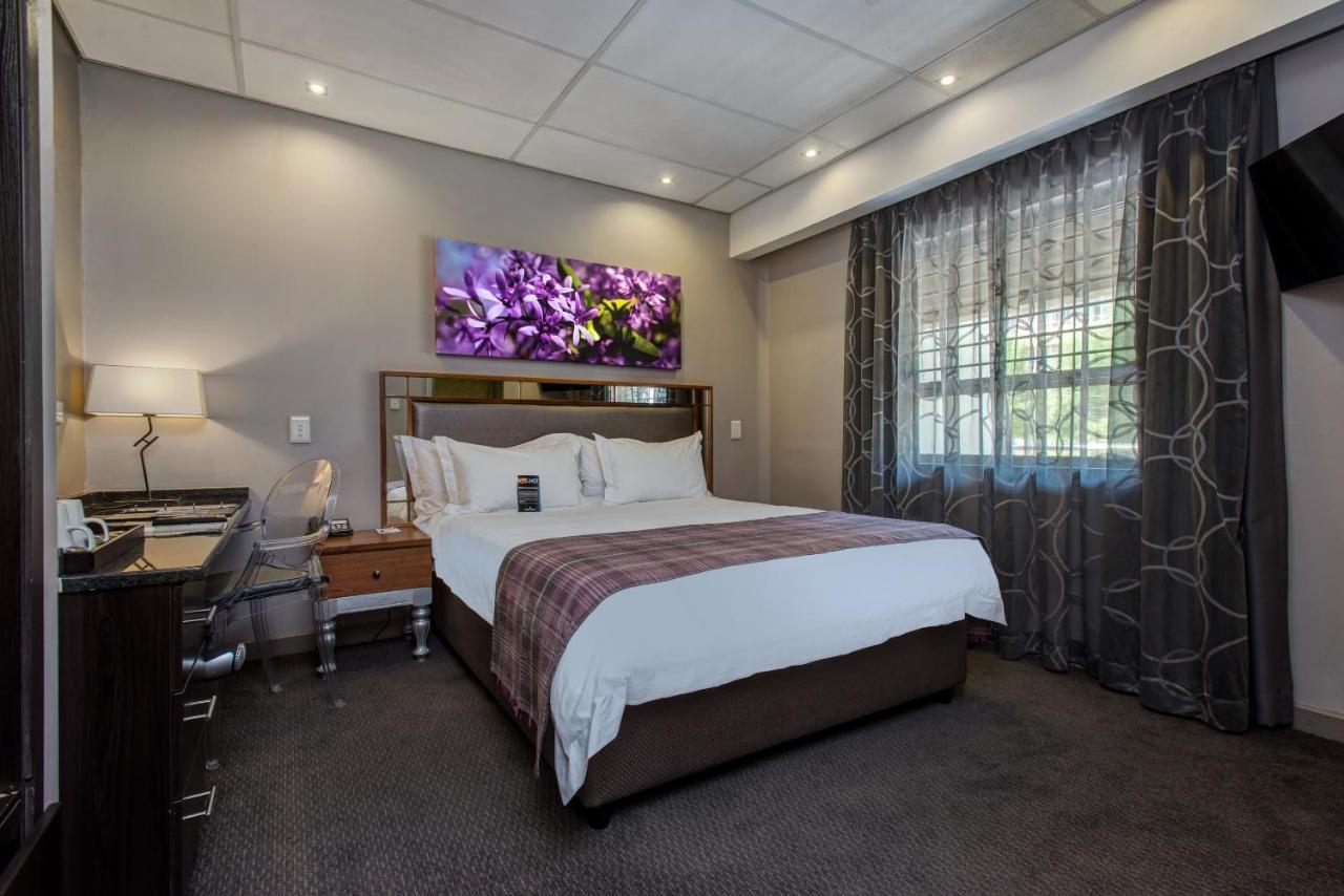 Anew Hotel Hatfield Pretoria-Noord Eksteriør billede